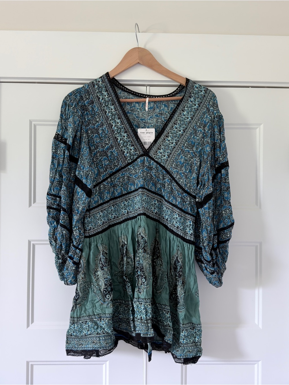Free People Blue Teal Printed V-Neck Tunic Balloon Sleeves XS